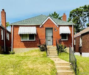 1131 Angelica Street, St Louis, MO 63107