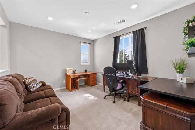 35333 Laurel Tree Court, Winchester, CA 92596