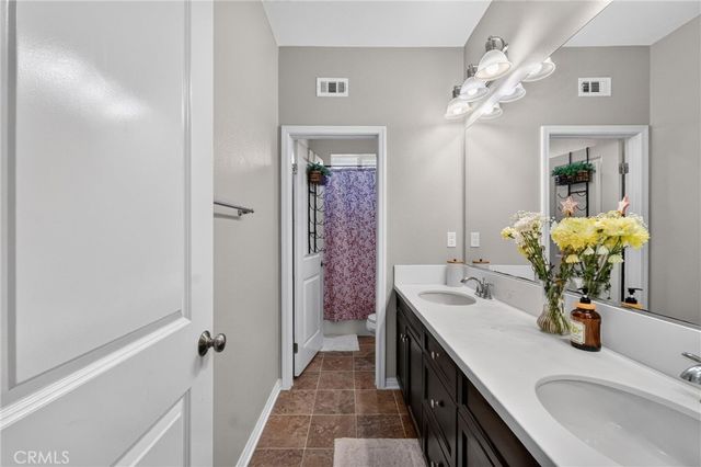 35333 Laurel Tree Court, Winchester, CA 92596