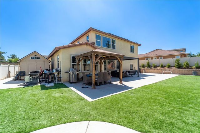 35333 Laurel Tree Court, Winchester, CA 92596