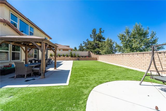 35333 Laurel Tree Court, Winchester, CA 92596