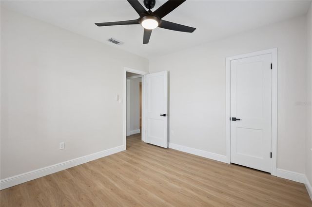 201 E MURIEL STREET, Orlando, FL 32806