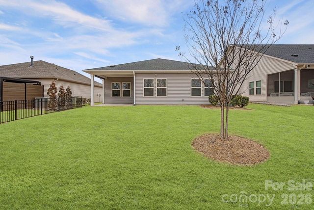 7120 American Elm Road, Charlotte, NC 28215