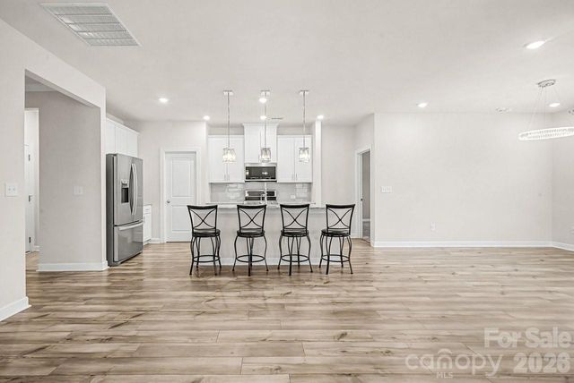 7120 American Elm Road, Charlotte, NC 28215