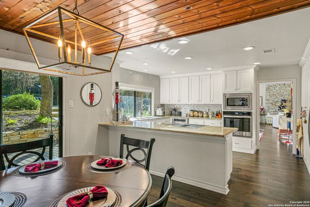 15903 Wolf Creek, San Antonio, TX 78232