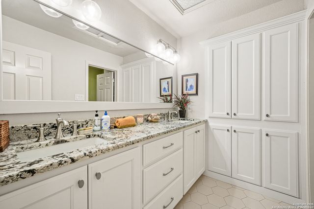 15903 Wolf Creek, San Antonio, TX 78232