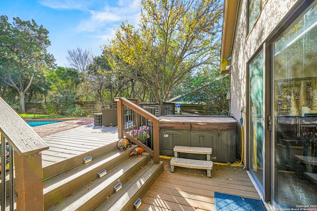 15903 Wolf Creek, San Antonio, TX 78232