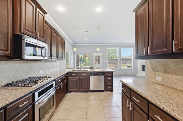 1327 Savona Lane, Lewisville, TX 75077