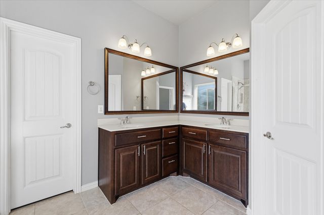 1327 Savona Lane, Lewisville, TX 75077