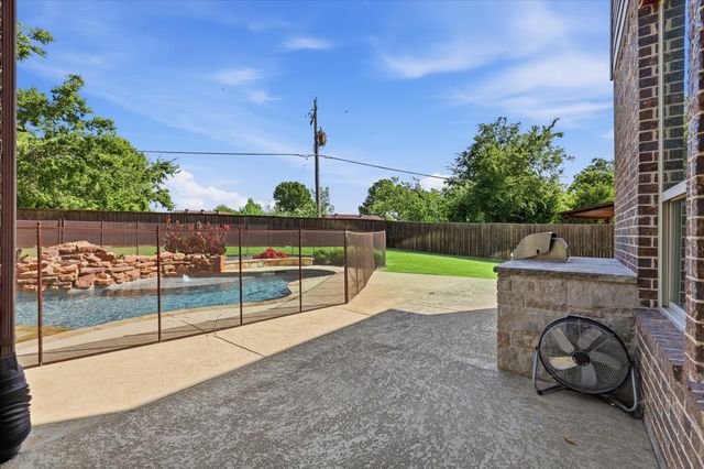 1327 Savona Lane, Lewisville, TX 75077
