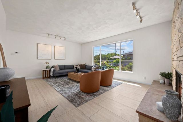 1261 Catalina, San Diego, CA 92107