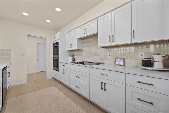 1261 Catalina, San Diego, CA 92107
