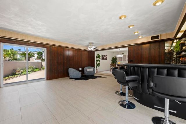 1261 Catalina, San Diego, CA 92107