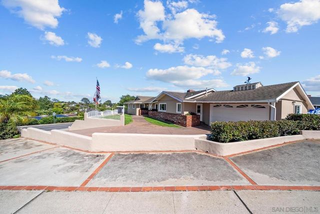 1261 Catalina, San Diego, CA 92107