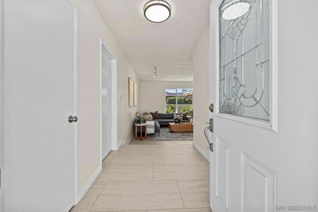 1261 Catalina, San Diego, CA 92107