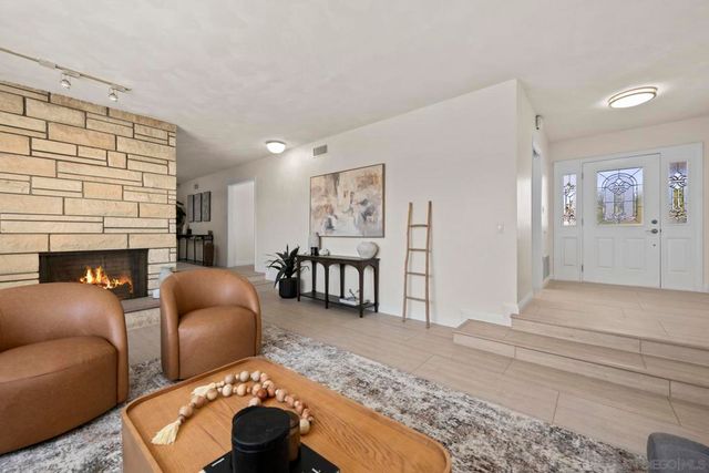 1261 Catalina, San Diego, CA 92107