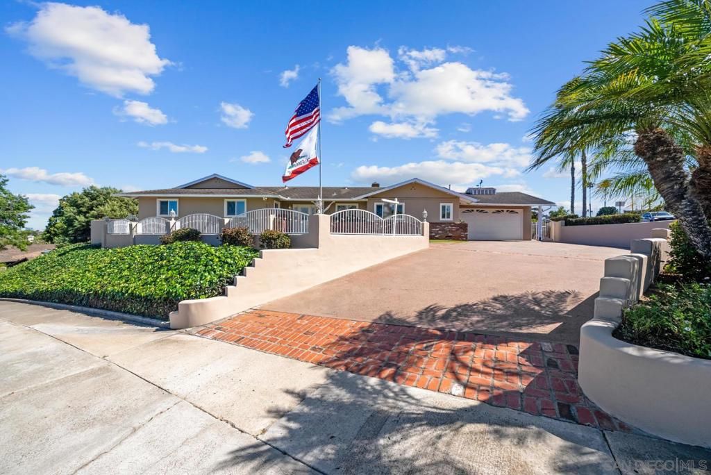 1261 Catalina, San Diego, CA 92107 — photo 2