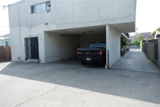 1465 W 25th, Los Angeles, CA 90007