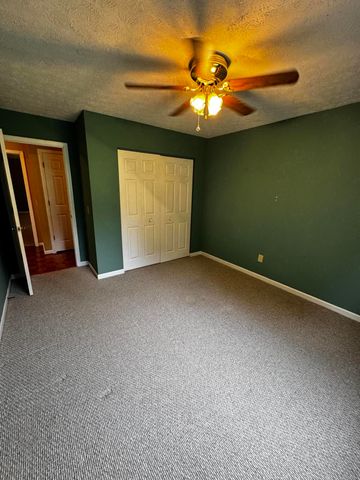 491 N Homestead Lane, Lancaster, KY 40444