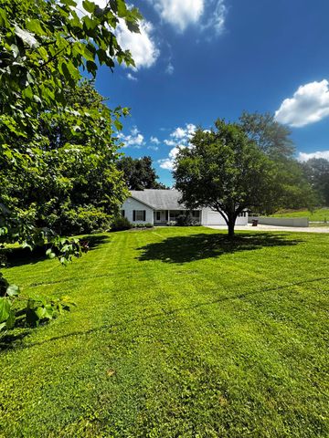 491 N Homestead Lane, Lancaster, KY 40444
