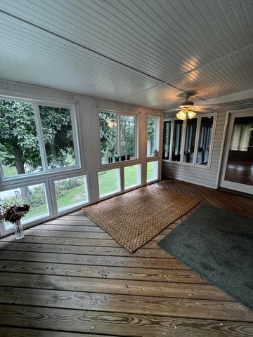 491 N Homestead Lane, Lancaster, KY 40444