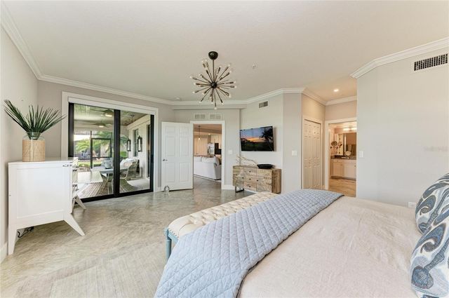 5916 WAKE FOREST RUN 104, Bradenton, FL 34211