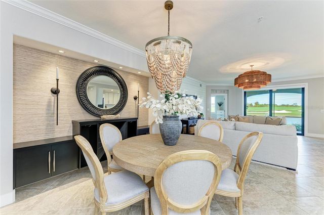 5916 WAKE FOREST RUN 104, Bradenton, FL 34211