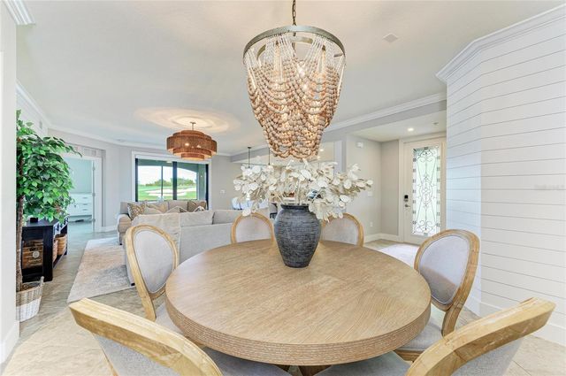 5916 WAKE FOREST RUN 104, Bradenton, FL 34211