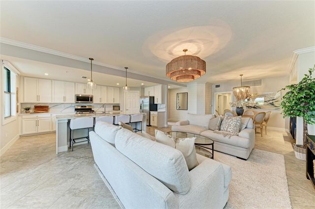 5916 WAKE FOREST RUN 104, Bradenton, FL 34211