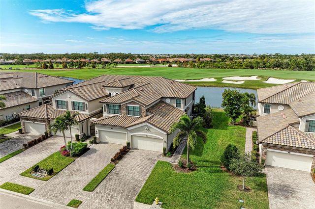 5916 WAKE FOREST RUN 104, Bradenton, FL 34211