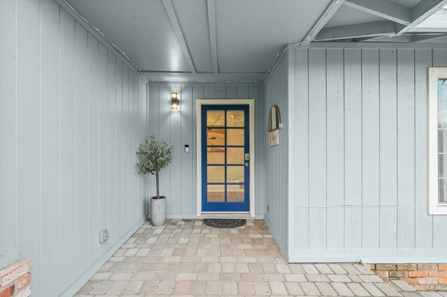 23493 Rolling Hills Ct, Auburn, CA 95602