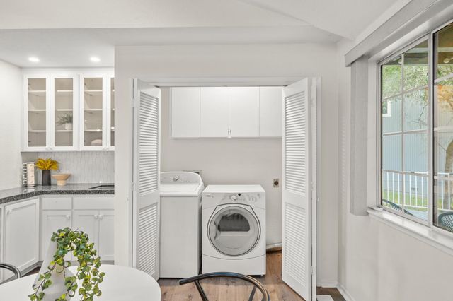 23493 Rolling Hills Ct, Auburn, CA 95602