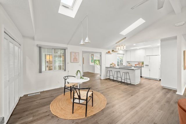 23493 Rolling Hills Ct, Auburn, CA 95602