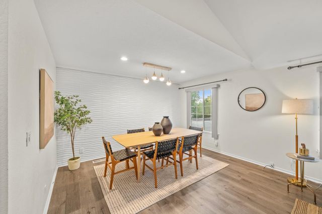 23493 Rolling Hills Ct, Auburn, CA 95602