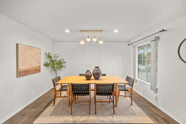 23493 Rolling Hills Ct, Auburn, CA 95602