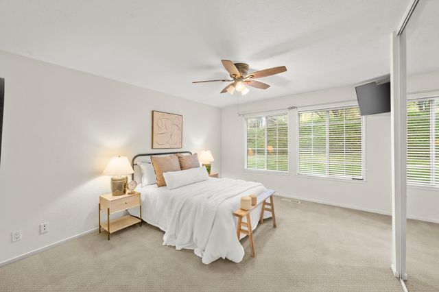 23493 Rolling Hills Ct, Auburn, CA 95602