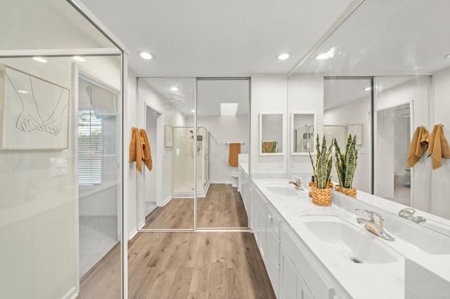 23493 Rolling Hills Ct, Auburn, CA 95602