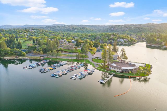 23493 Rolling Hills Ct, Auburn, CA 95602