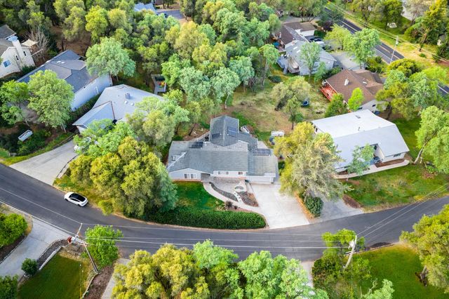 23493 Rolling Hills Ct, Auburn, CA 95602