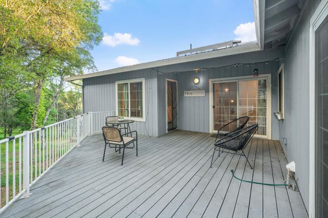 23493 Rolling Hills Ct, Auburn, CA 95602