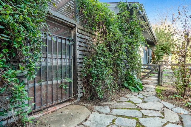 31361 Palm Drive, Exeter, CA 93221