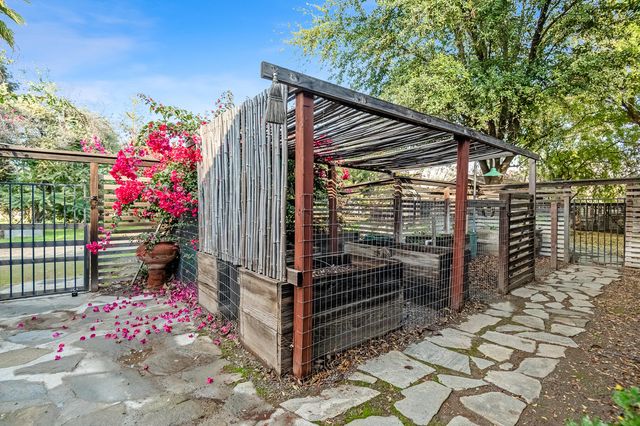 31361 Palm Drive, Exeter, CA 93221