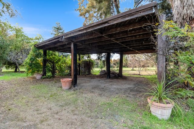 31361 Palm Drive, Exeter, CA 93221