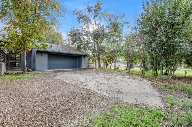 31361 Palm Drive, Exeter, CA 93221