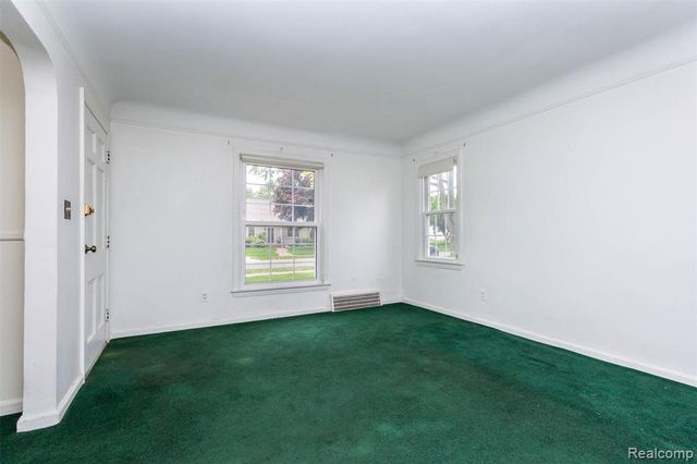 2800 Cummings Avenue, Berkley, MI 48072