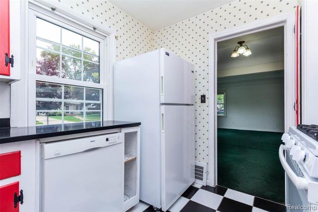2800 Cummings Avenue, Berkley, MI 48072