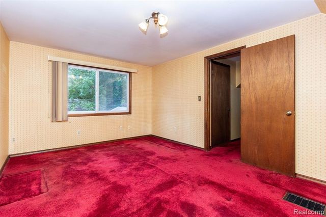 2800 Cummings Avenue, Berkley, MI 48072