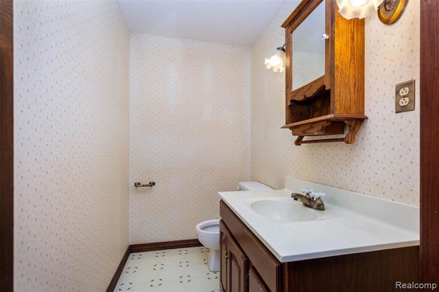 2800 Cummings Avenue, Berkley, MI 48072
