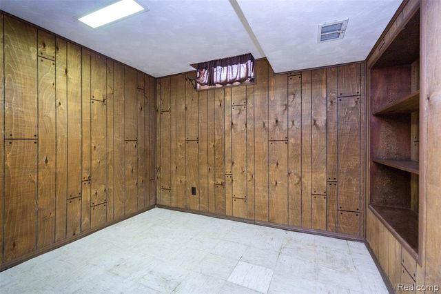 2800 Cummings Avenue, Berkley, MI 48072
