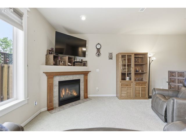 5029 Sw Wentworth Ter, Beaverton, OR 97078